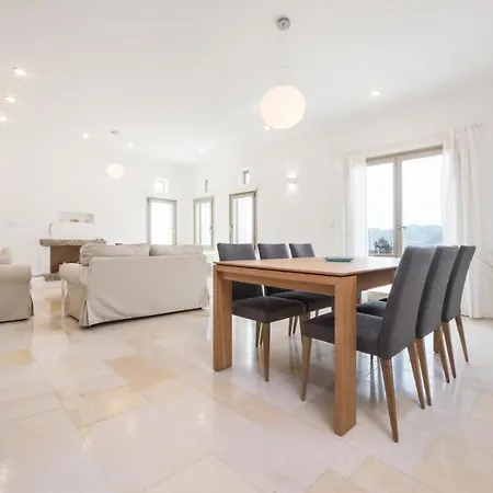 Dom wakacyjny Celia With Sea & Sunset View *